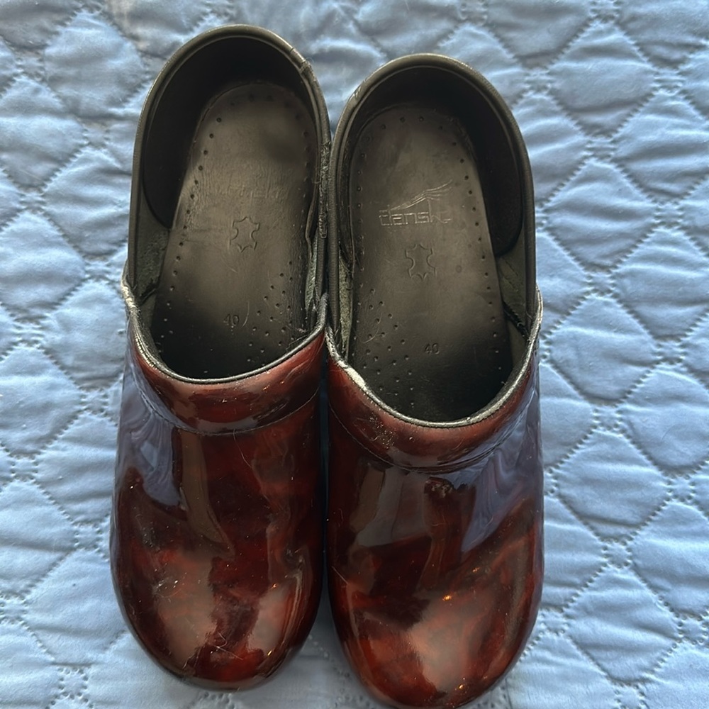 Dansko Size 40 Clog - image 1